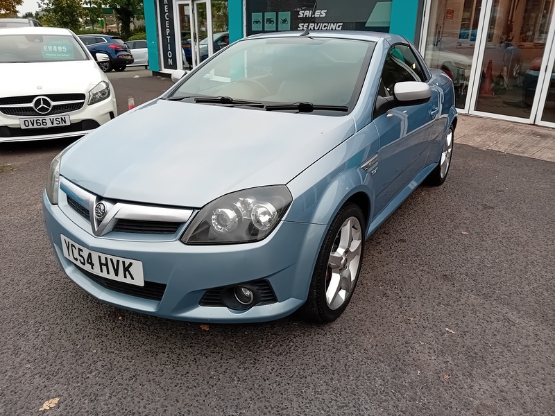 Vauxhall Tigra 1.8i Sport Convertible 2dr Petrol Manual (185 g/km, 123 bhp) - U1765