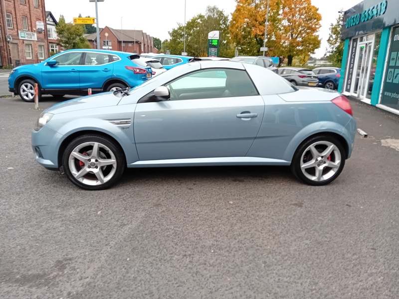 Vauxhall Tigra 1.8i Sport Convertible 2dr Petrol Manual (185 g/km, 123 bhp) - U1765