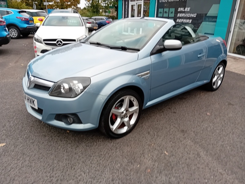 Vauxhall Tigra 1.8i Sport Convertible 2dr Petrol Manual (185 g/km, 123 bhp) - U1765