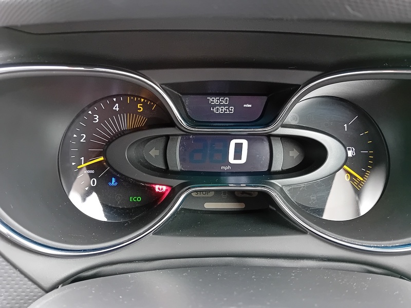 Renault Captur 1.5 dCi ENERGY Dynamique MediaNav SUV 5dr Diesel Manual Euro 5 (s/s) (90 ps) - U1766