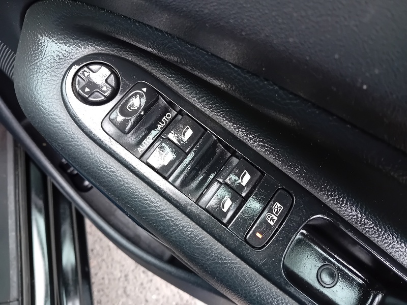 Citroen C3 Picasso 1.6 HDi Exclusive MPV 5dr Diesel Manual Euro 5 (110 ps) - U1771