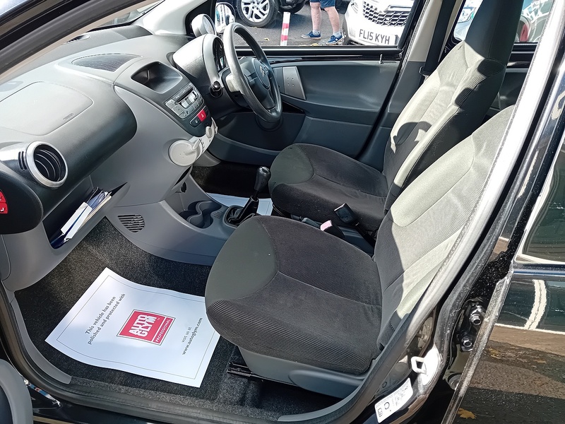 Citroen C1 1.0i Rhythm Hatchback 5dr Petrol Manual Euro 4 (67 ps) - U1773