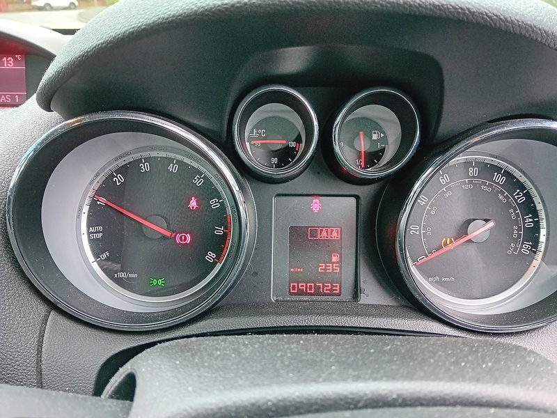 Vauxhall Mokka 1.6i Exclusiv SUV 5dr Petrol Manual 2WD Euro 6 (s/s) (115 ps) - U1780