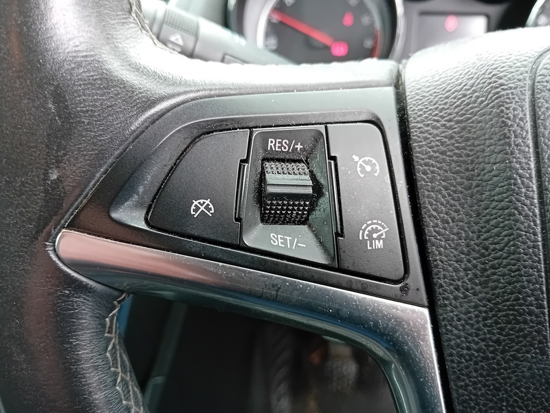 Vauxhall Mokka 1.6i Exclusiv SUV 5dr Petrol Manual 2WD Euro 6 (s/s) (115 ps) - U1780