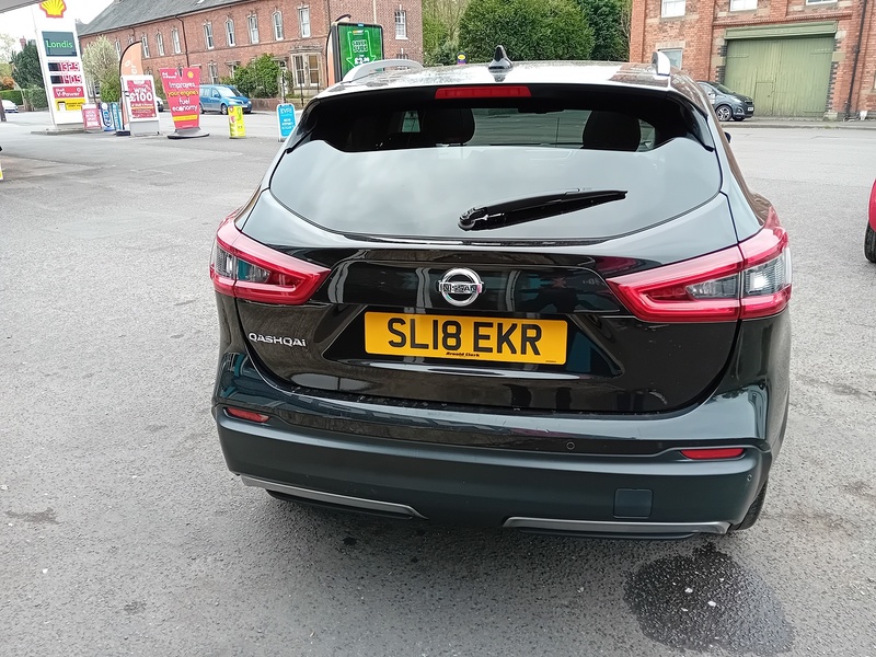 Nissan Qashqai 1.2 DIG-T Tekna SUV 5dr Petrol Manual Euro 6 (s/s) SUV 1.2 Manual Petrol - U1789