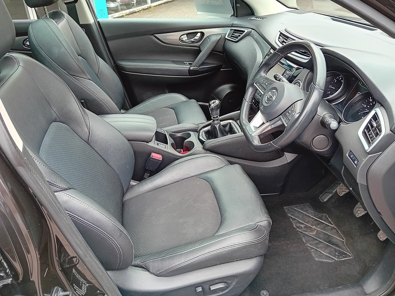 Nissan Qashqai 1.2 DIG-T Tekna SUV 5dr Petrol Manual Euro 6 (s/s) SUV 1.2 Manual Petrol - U1789
