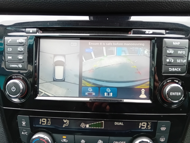 Nissan Qashqai 1.2 DIG-T Tekna SUV 5dr Petrol Manual Euro 6 (s/s) SUV 1.2 Manual Petrol - U1789