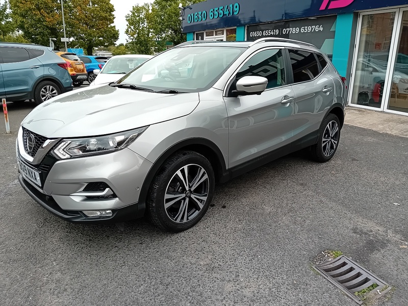 Nissan Qashqai 1.3 DIG-T N-Connecta SUV 5dr Petrol Manual Euro 6 (s/s) (140 ps) - U1793
