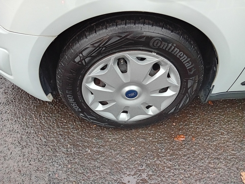 Ford Transit Connect 1.5 TDCi 240 Trend Panel Van 5dr Diesel Powershift L2 H1 (129 g/km, 118 bhp) - U1795