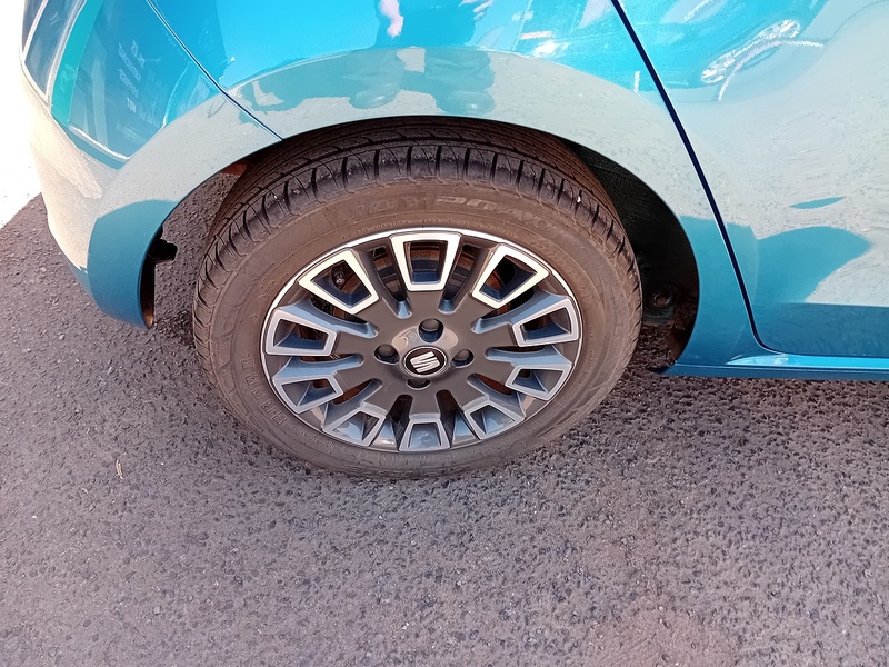 SEAT Mii 1.0 12v GPF Design Mii Hatchback 5dr Petrol Manual Hatchback 1.0 Manual Petrol - U1797