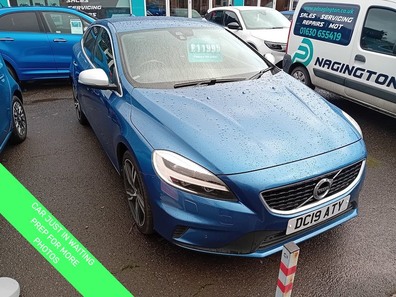 Volvo V40 2.0 T2 R-Design Edition Hatchback 5dr Petrol Manual Euro 6 (s/s) (122 ps) - U1803