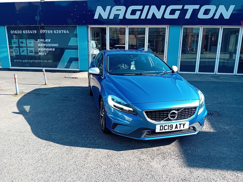 Volvo V40 2.0 T2 R-Design Edition Hatchback 5dr Petrol Manual Euro 6 (s/s) (122 ps) - U1803