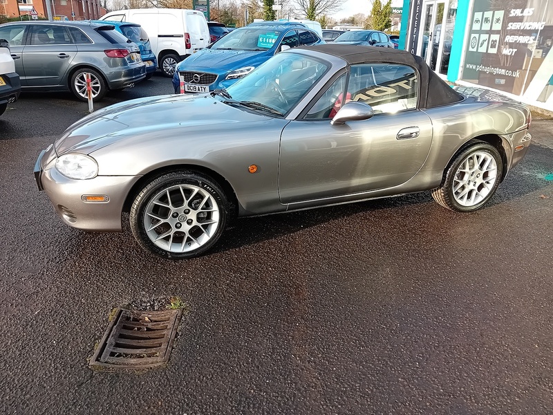 Mazda MX-5 Euphonic Limited Edition - U1805