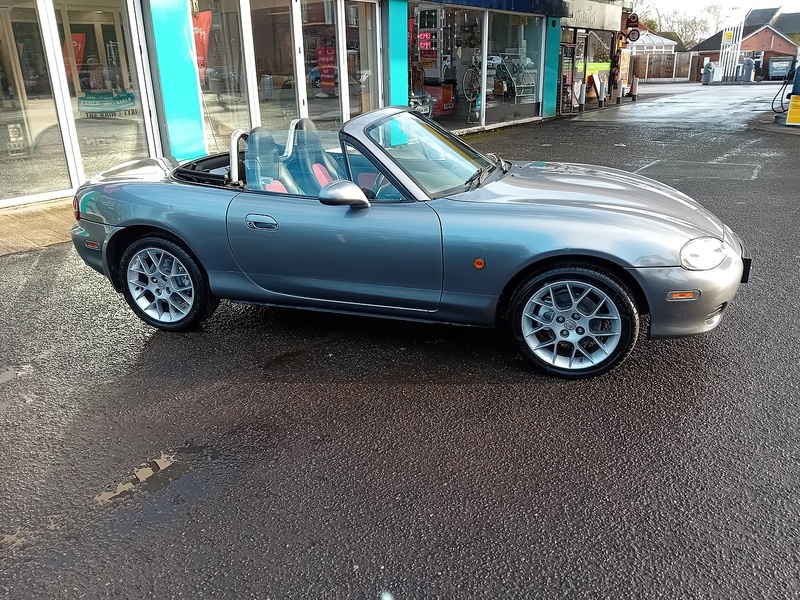 Mazda MX-5 Euphonic Limited Edition - U1805