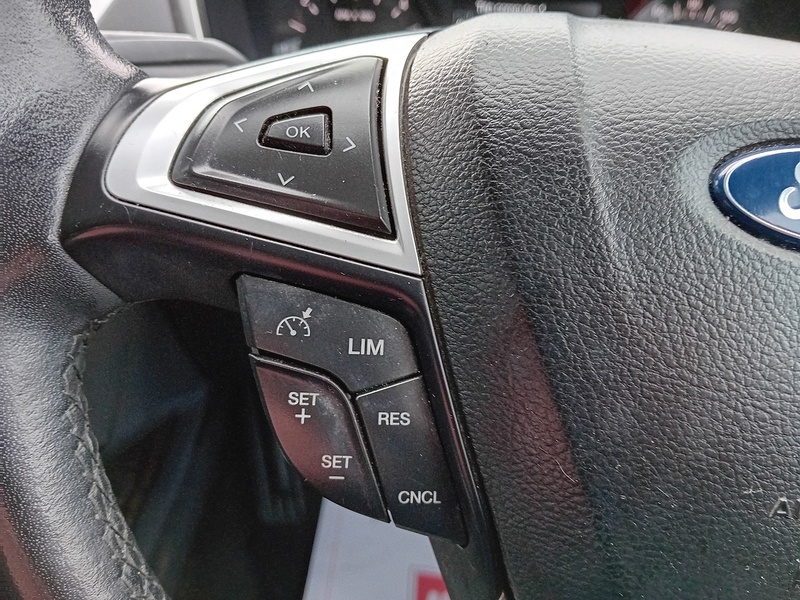 Ford Mondeo 1.5 TDCi ECOnetic Zetec Hatchback 5dr Diesel Manual Euro 6 (s/s) (120 ps) - U1808