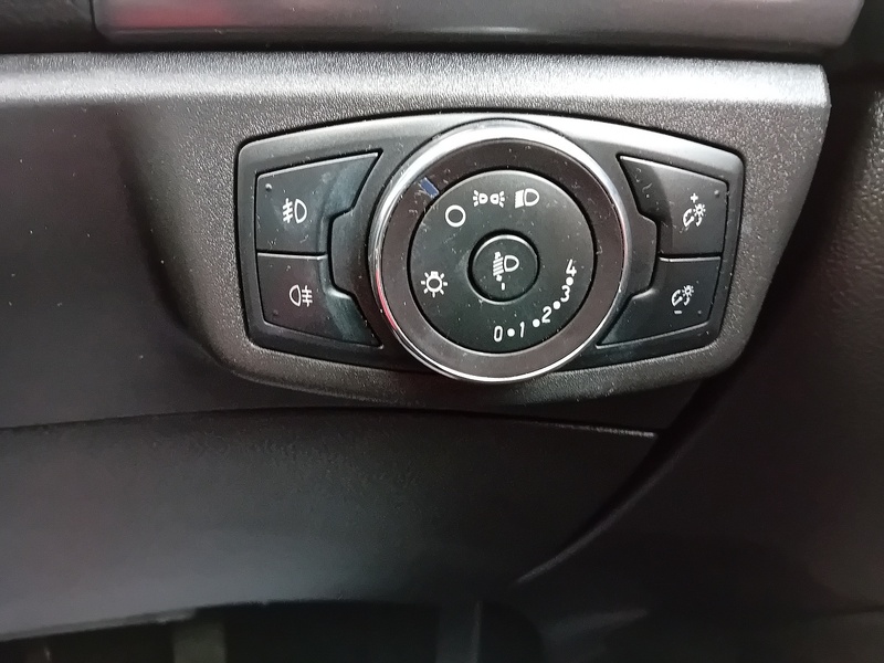 Ford Mondeo 1.5 TDCi ECOnetic Zetec Hatchback 5dr Diesel Manual Euro 6 (s/s) (120 ps) - U1808