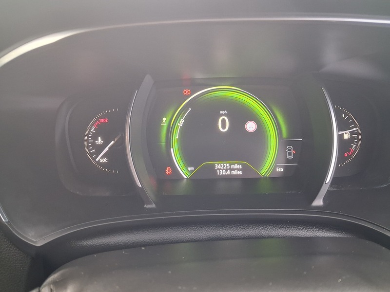 Renault Megane 1.6 dCi Dynamique S Nav Hatchback 5dr Diesel Manua Hatchback 1.6 Manual Diesel - U1812