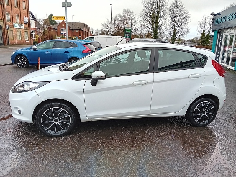 Ford Fiesta Edge - U1815