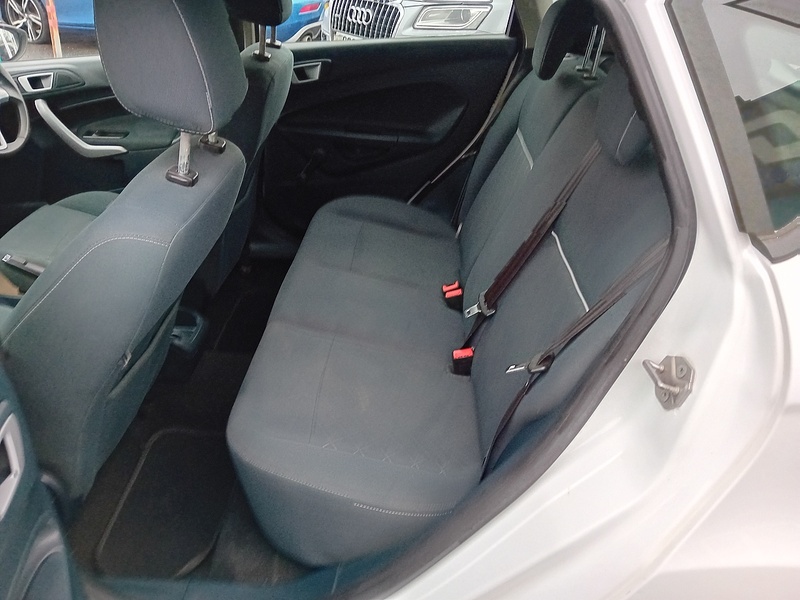 Ford Fiesta Edge - U1815