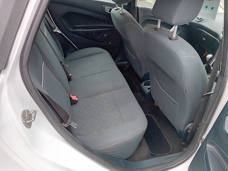 Ford Fiesta Edge - U1815