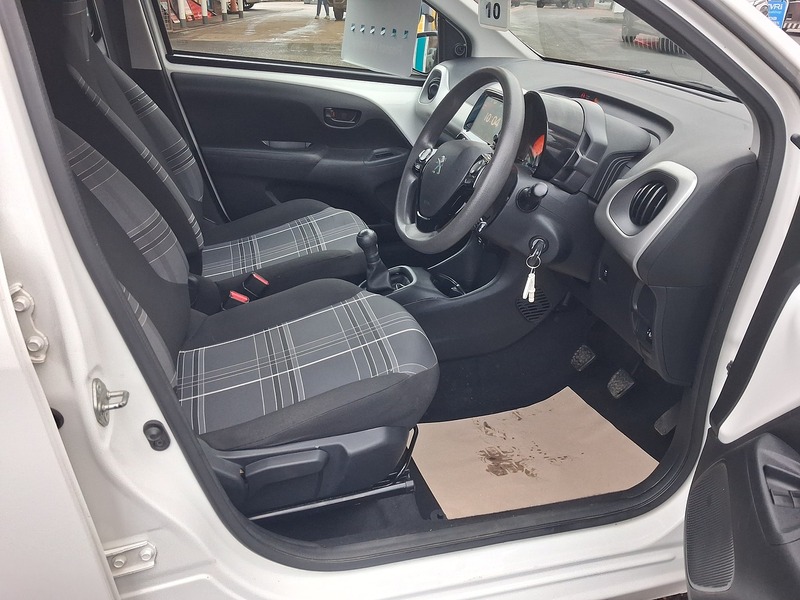 Peugeot 108 1.0 Active Hatchback 5dr Petrol Manual Euro 6 (68 ps) - U1821