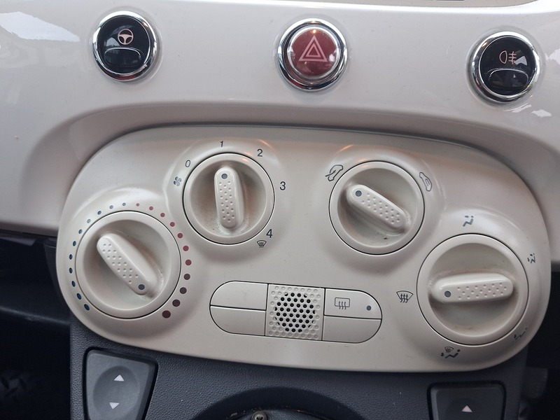 Fiat 500 1.2 Pop Hatchback 3dr Petrol Manual Euro 4 (69 bhp) - U1825