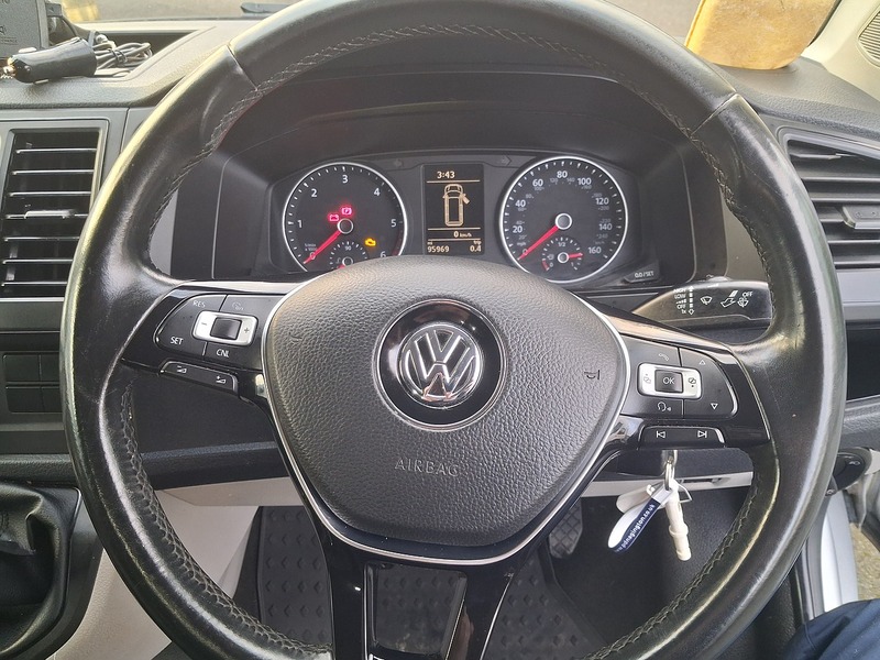 Volkswagen Transporter 2.0 TDI T28 BlueMotion Tech Highline Panel Van 5dr Diesel Manual FWD SWB Euro 6 (s/s) (102 ps) - U1827