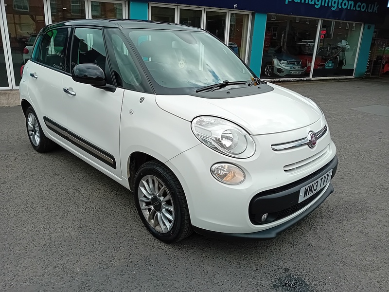 Fiat 500L 1.3 MultiJet Lounge MPV 5dr Diesel Manual Euro 5 (s/s) (85 bhp) - U1829