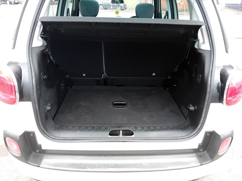 Fiat 500L 1.3 MultiJet Lounge MPV 5dr Diesel Manual Euro 5 (s/s) (85 bhp) - U1829