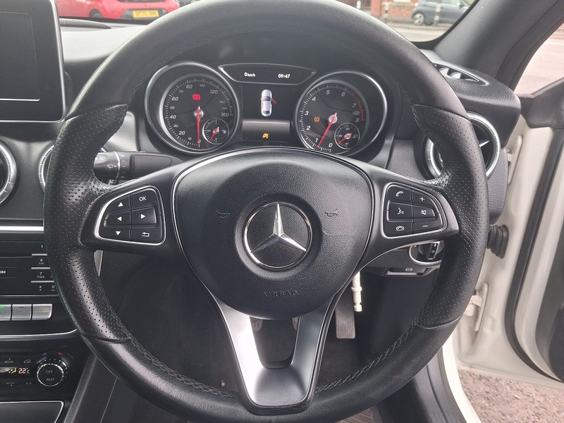 Mercedes-Benz CLA 1.6 CLA180 Sport Coupe 4dr Petrol Manual Euro 6 (s/s) (122 ps) - U1830