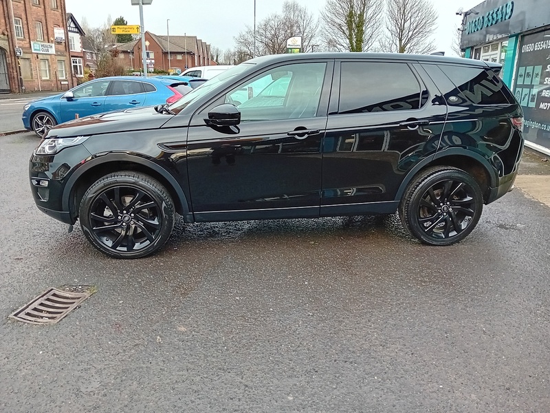 Land Rover Discovery Sport 2.0 TD4 HSE Black SUV 5dr Diesel Auto 4WD Euro 6 (s/s) (180 ps) - U1831