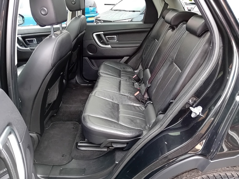 Land Rover Discovery Sport 2.0 TD4 HSE Black SUV 5dr Diesel Auto 4WD Euro 6 (s/s) (180 ps) - U1831