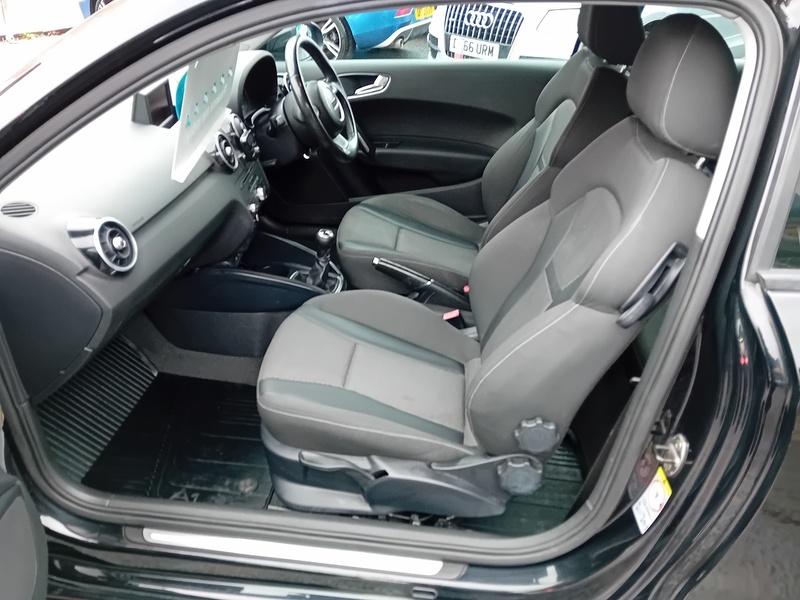 Audi A1 Tfsi Sport Hatchback 1.4 Manual Petrol - U1833