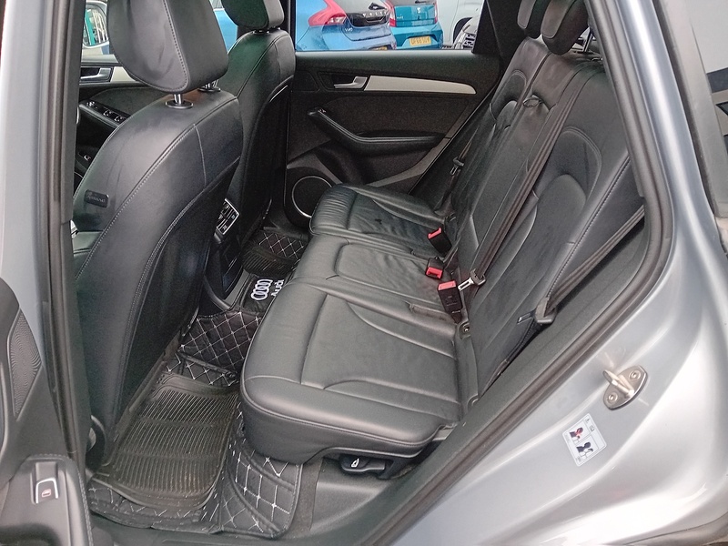 Audi Q5 TFSI S line Plus SUV 2.0 Automatic Petrol - U1835