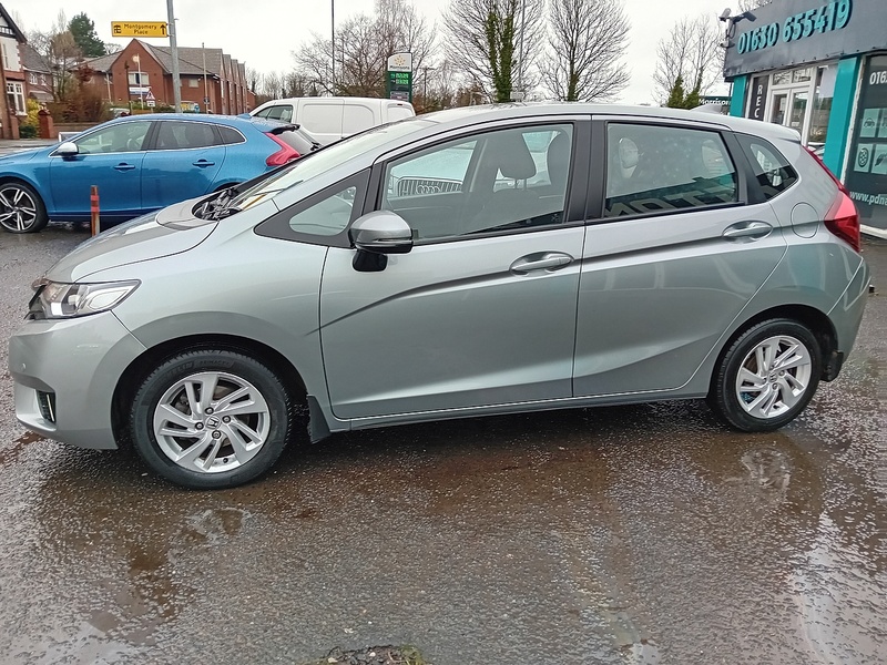 Honda Jazz 1.3 i-VTEC SE Hatchback 5dr Petrol CVT (s/s) (102 ps) - U1838