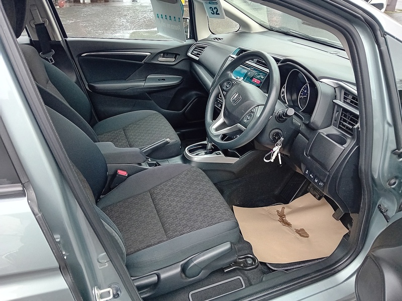 Honda Jazz 1.3 i-VTEC SE Hatchback 5dr Petrol CVT (s/s) (102 ps) - U1838