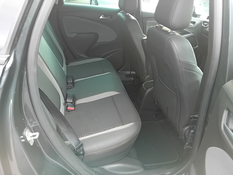 Vauxhall Crossland X 1.6 Turbo D ecoTEC Elite SUV 5dr Diesel Manual Euro 6 (s/s) (99 ps) - U1842