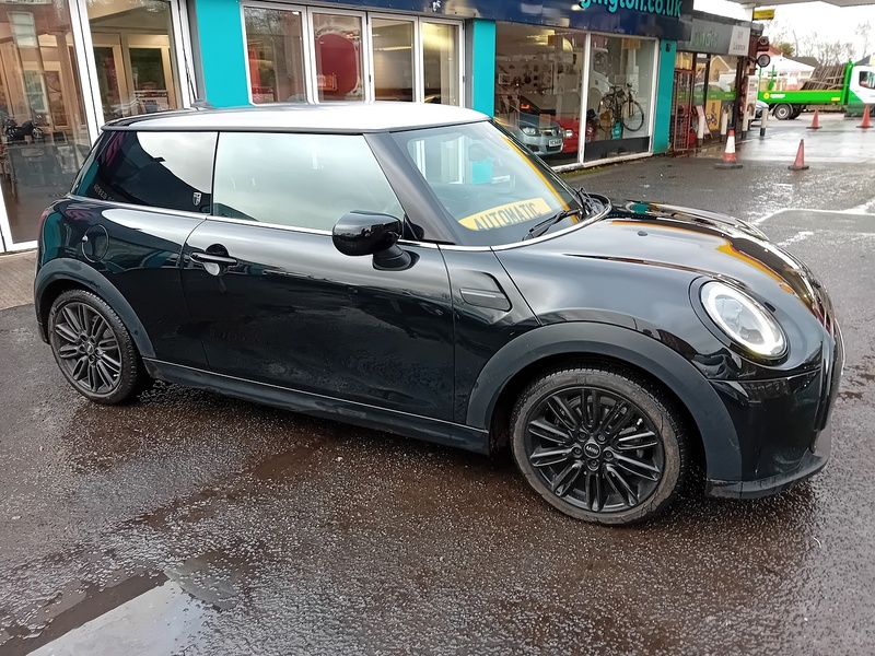 MINI Hatch 1.5 Cooper Exclusive Hatchback 3dr Petrol Steptronic Euro 6 (s/s) (136 ps) - U1845