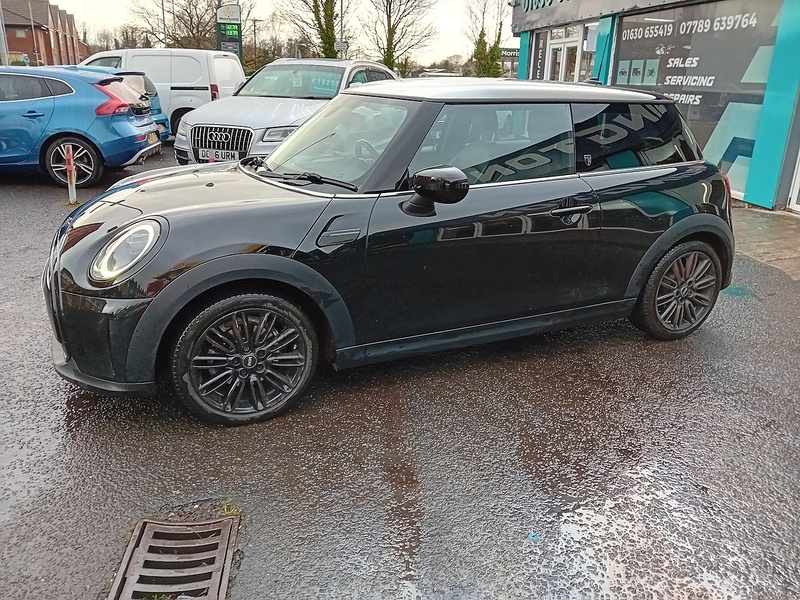 MINI Hatch 1.5 Cooper Exclusive Hatchback 3dr Petrol Steptronic Euro 6 (s/s) (136 ps) - U1845