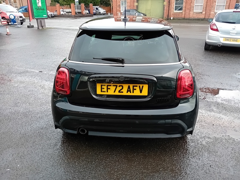 MINI Hatch 1.5 Cooper Exclusive Hatchback 3dr Petrol Steptronic Euro 6 (s/s) (136 ps) - U1845