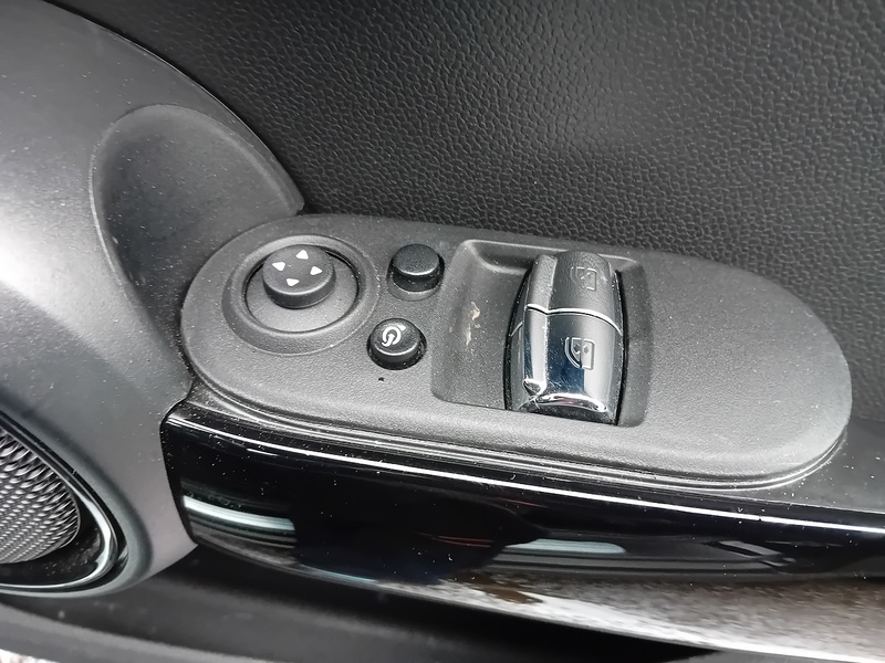 MINI Hatch 1.5 Cooper Exclusive Hatchback 3dr Petrol Steptronic Euro 6 (s/s) (136 ps) - U1845