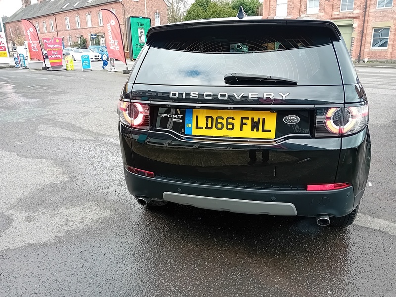 Land Rover Discovery Sport 2.0 TD4 HSE SUV 5dr Diesel Manual 4WD Euro 6 (s/s) (180 ps) - U1851