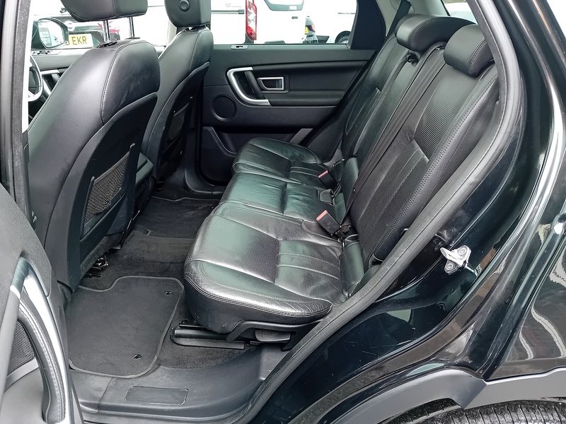 Land Rover Discovery Sport 2.0 TD4 HSE SUV 5dr Diesel Manual 4WD Euro 6 (s/s) (180 ps) - U1851