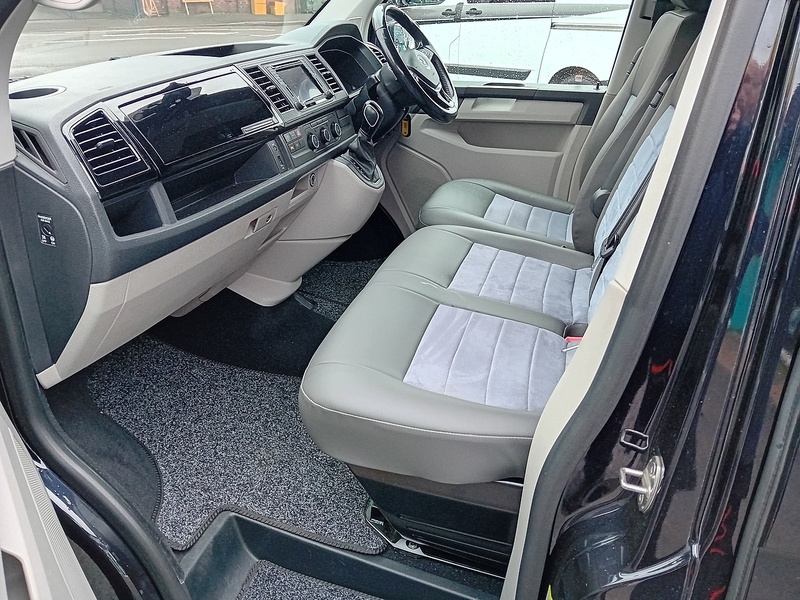 Volkswagen Transporter Sportline 2.0 BiTDI T32 Sportline Panel Van 5dr Diesel DSG SWB Euro 6 (s/s) (204 ps) - U1855