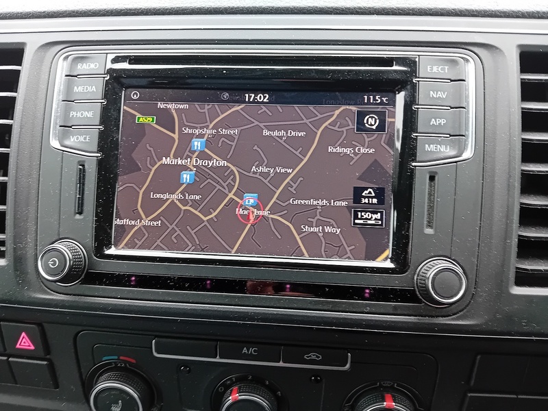 Volkswagen Transporter Sportline 2.0 BiTDI T32 Sportline Panel Van 5dr Diesel DSG SWB Euro 6 (s/s) (204 ps) - U1855