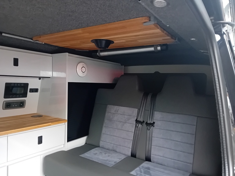 Volkswagen Transporter Sportline 2.0 BiTDI T32 Sportline Panel Van 5dr Diesel DSG SWB Euro 6 (s/s) (204 ps) - U1855