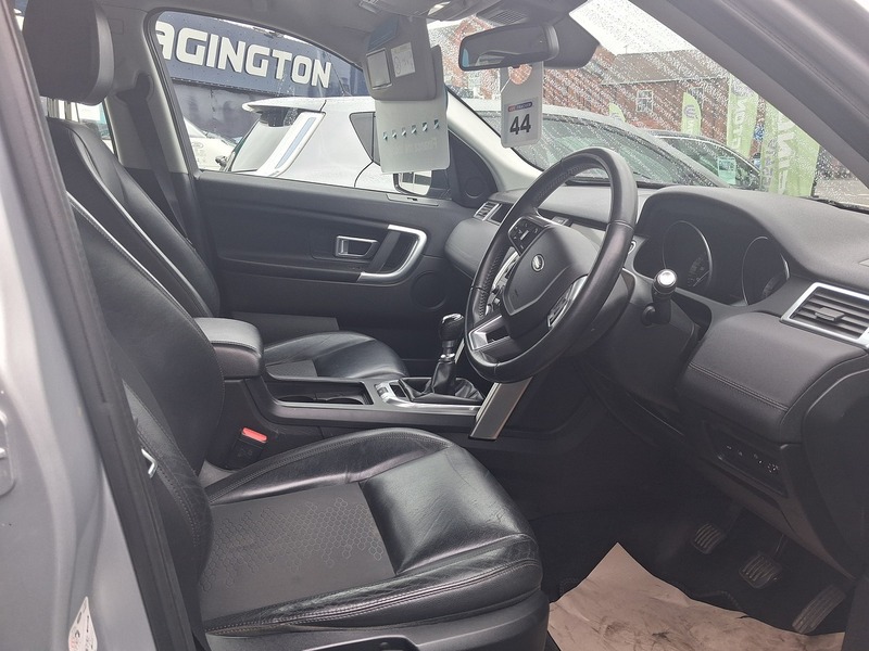 Land Rover Discovery Sport SE TD4 SE SUV 5dr Diesel Manual 4WD Euro 6 2.0 5dr Hatchback Manual Diesel - U1856