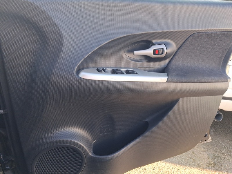 Toyota Urban Cruiser Dual VVT-i - U1858