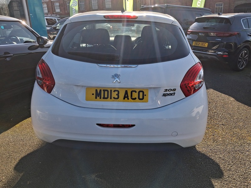 Peugeot 208 1.2 VTi Access+ Hatchback 3dr Petrol Manual Euro 5 (82 ps) - U1860