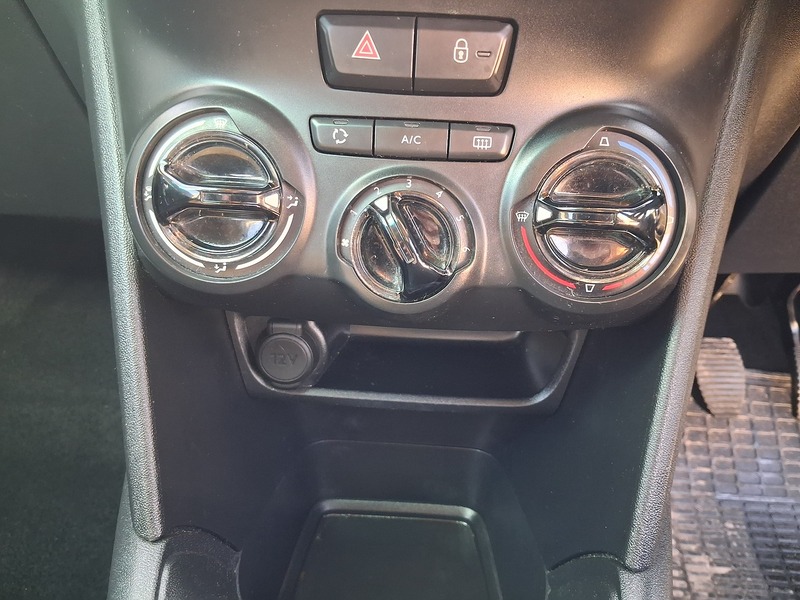 Peugeot 208 1.2 VTi Access+ Hatchback 3dr Petrol Manual Euro 5 (82 ps) - U1860